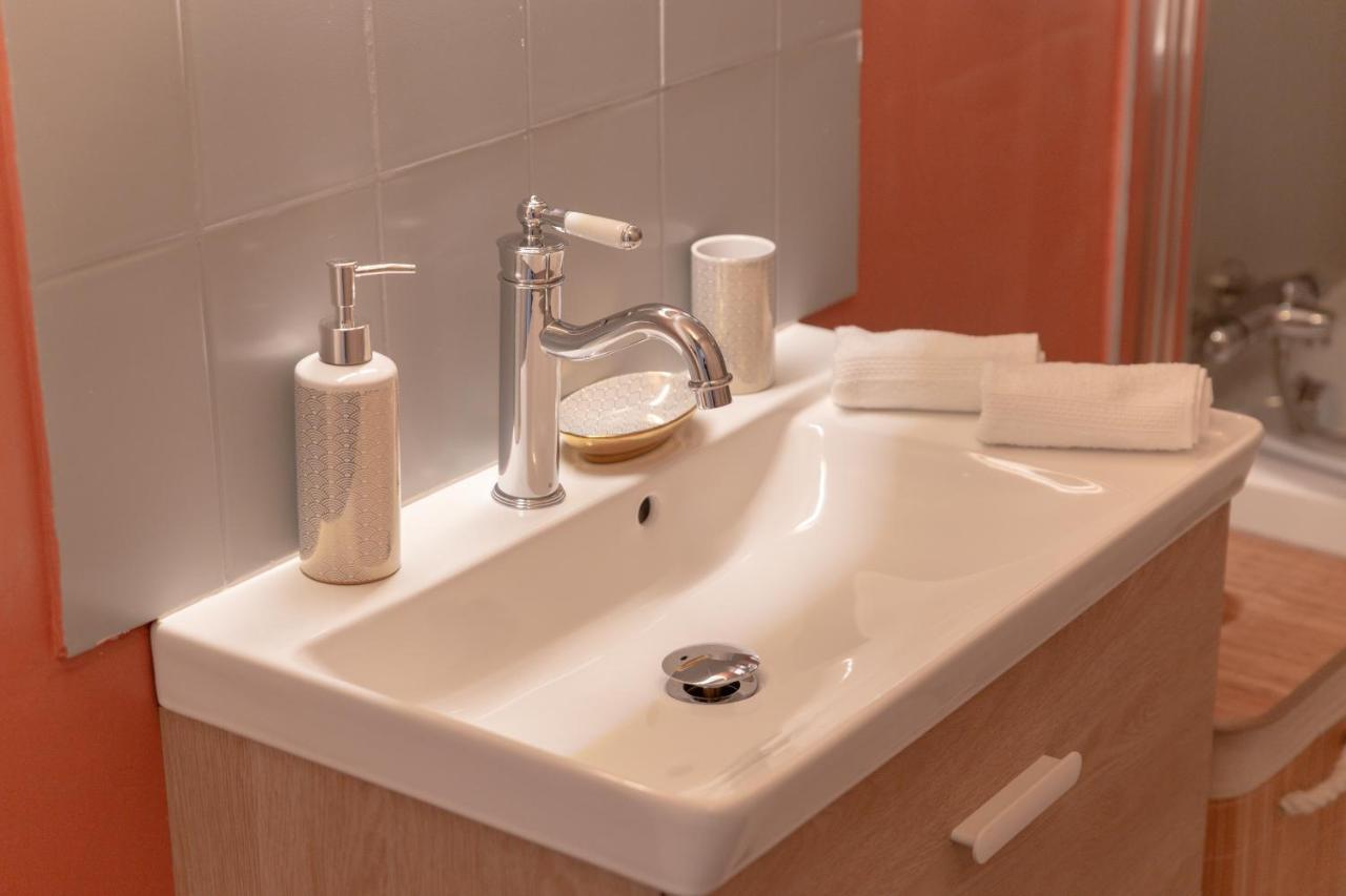 Studio Hotel - Lit King Size - Parking - Wifi - Proche Cdg Livry-Gargan Exteriér fotografie